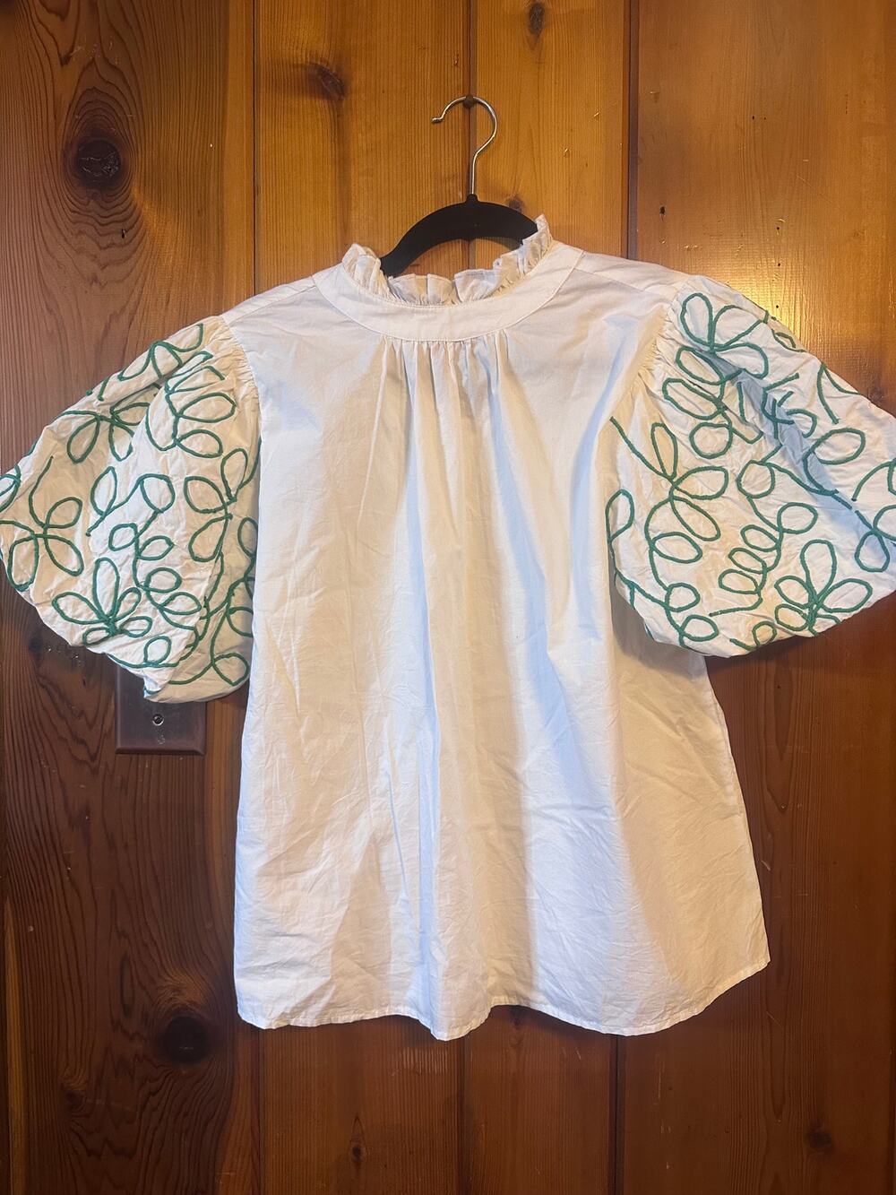 THML White Top with Puff Sleeve | Size L